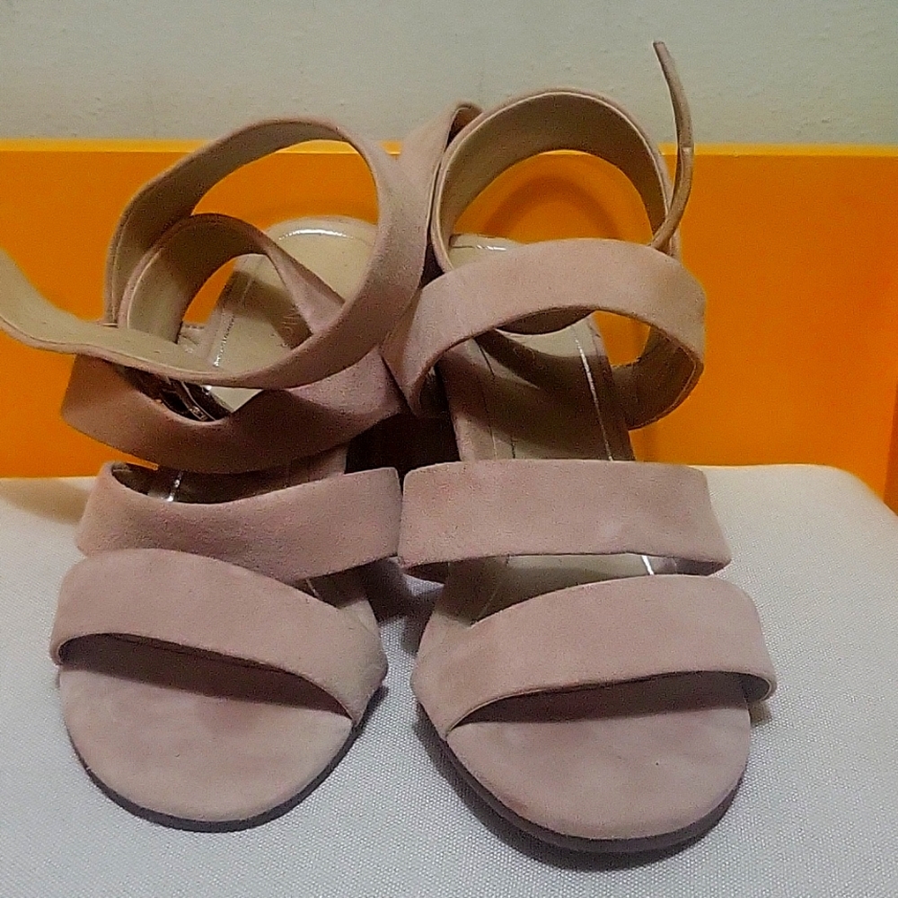 Vionic shoes